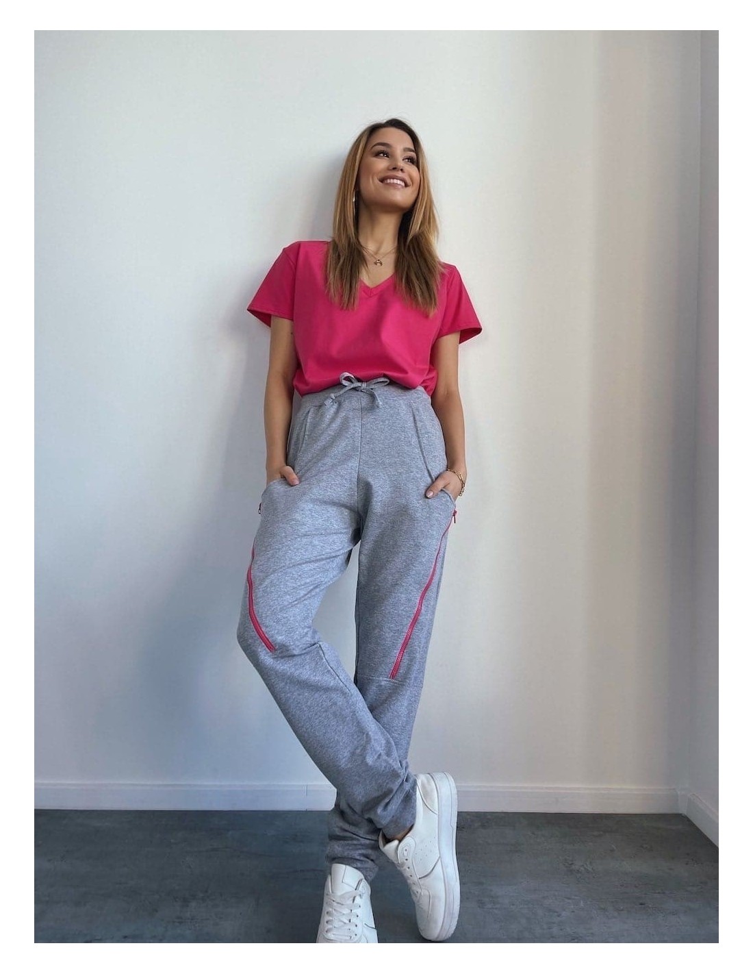 Light gray sweatpants with decorative zippers F191 - Online store - Boutique